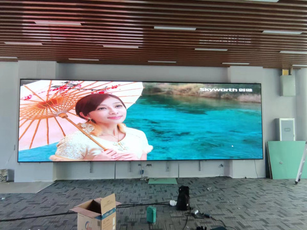 新华P1.53led小间距屏安装案例